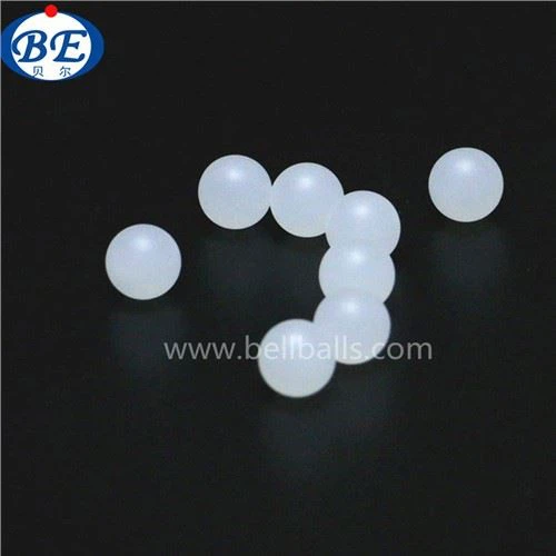 Boule en plastique solide en polypropylène de 12 mm